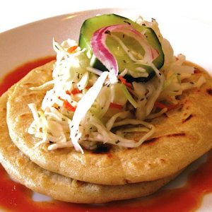 Pupusas Loroco con Queso