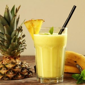 Licuado Piña con Leche